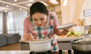 煮酸辣汤可以用什么粉 酸辣粉用什么汤最好