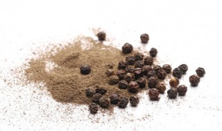 花椒粉能代替胡椒粉吗（花椒可以用胡椒代替吗）