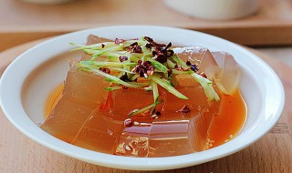 海草凉粉怎么熬窍门（海里的一种海草可以熬成凉粉）