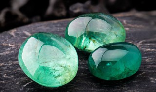 翡翠祖母绿与帝王绿 翡翠祖母绿与帝王绿的区别
