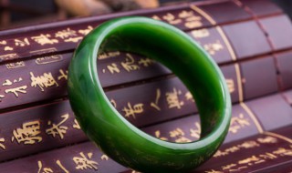 翡翠手镯a货价格 翡翠手镯a货价格查询表