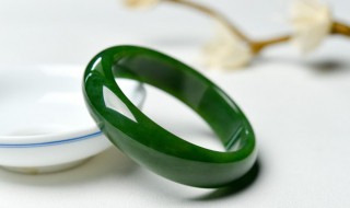 翡翠可以卖钱吗 翡翠值钱吗