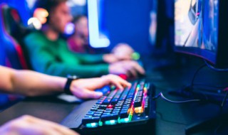 fps射击游戏怎么玩 FPS射击网游