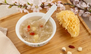 银耳做凉菜时用不用焯一下 银耳凉菜用焯水吗