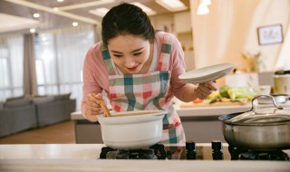 鸡架汤怎么熬会更鲜 鸡架熬汤怎么样才香