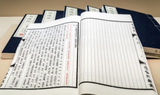露马脚一词怎么来的（露马脚的意思是）