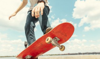 滑板英语怎么读（滑板英语怎么读skateboard）