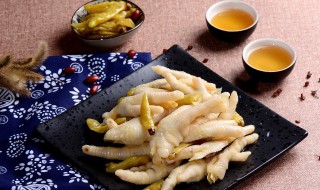 凤爪可以放微波炉里加热吗（柠檬鸡爪可以加热吗）