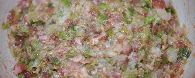 饺子馅太稀了怎么补救（饺子馅太稀了怎么解决）