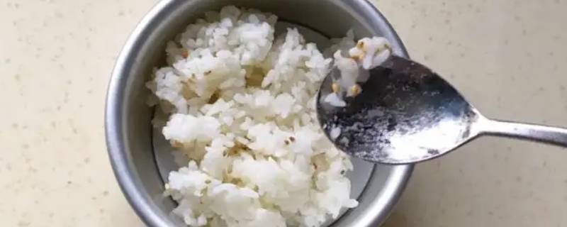 剩米饭可以熬粥吗 吃剩的米饭可以熬粥吗