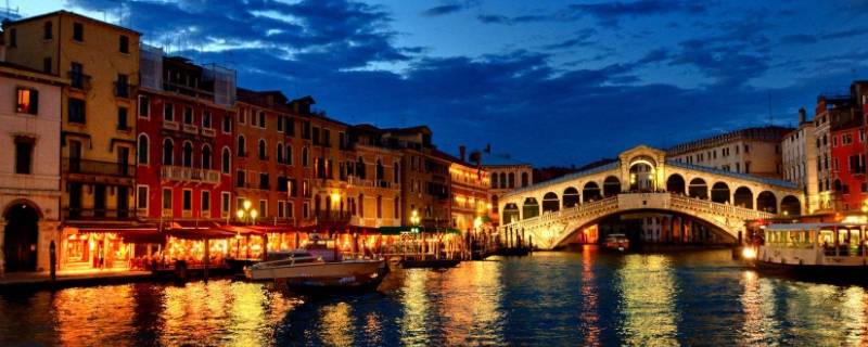 威尼斯为什么建在水里 威尼斯为什么要在水里建房子