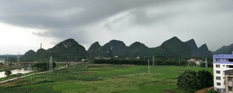 钟山县属于哪个市（钟山县属于哪个市区）