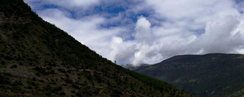 甘孜藏族自治州海拔（甘孜藏族自治州海拔最高的县）