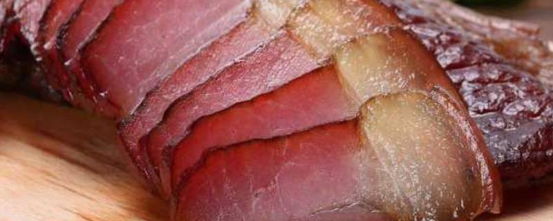 熏腊肉的烟雾飘在衣服上有毒吗 熏腊肉的烟雾飘在衣服上有毒吗