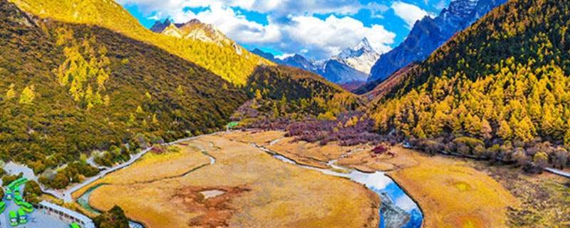 稻城亚丁适合几月份去 稻城亚丁适合几月份去旅游