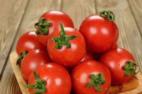 西红柿可以施复合肥吗 追肥要注意什么