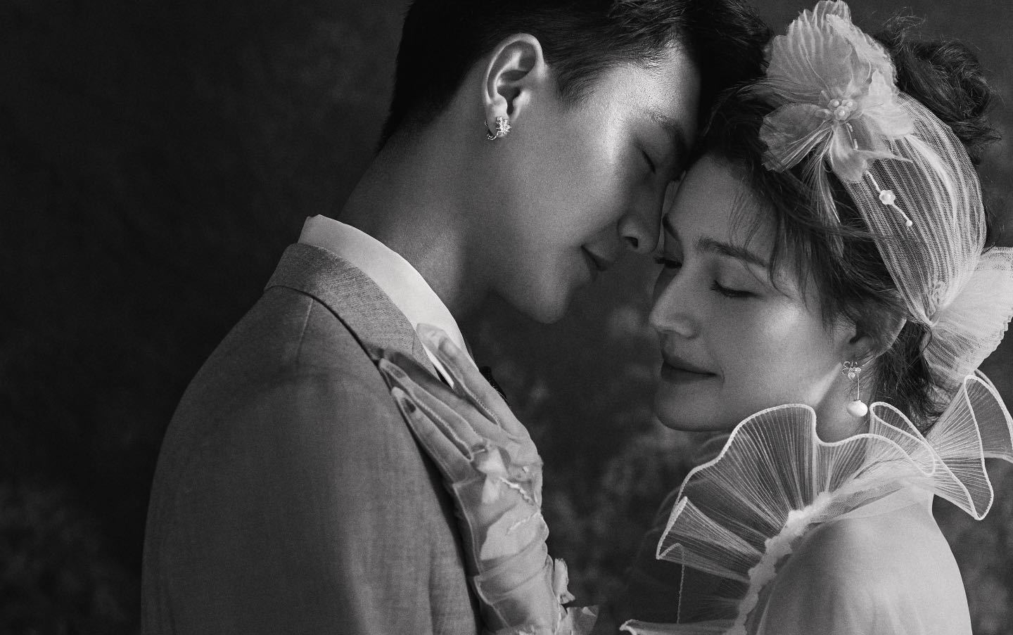 宣布自己离婚的句子（宣布自己离婚的句子 从此做回什么什么）