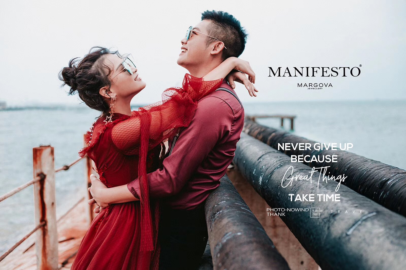 女孩晒结婚证的句子 女孩晒结婚证的句子搞笑