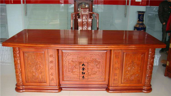 红木办公桌两大优点 红木办公桌两大优点是什么