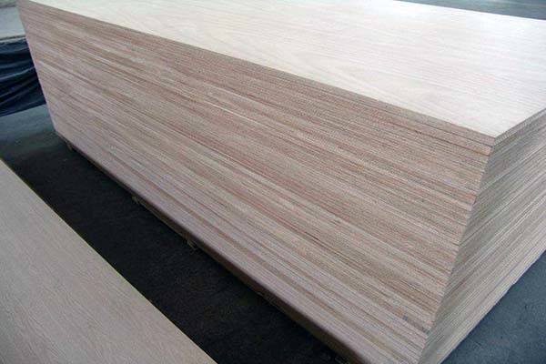 多层实木板是什么材料 多层实木板是什么材料做成的呢
