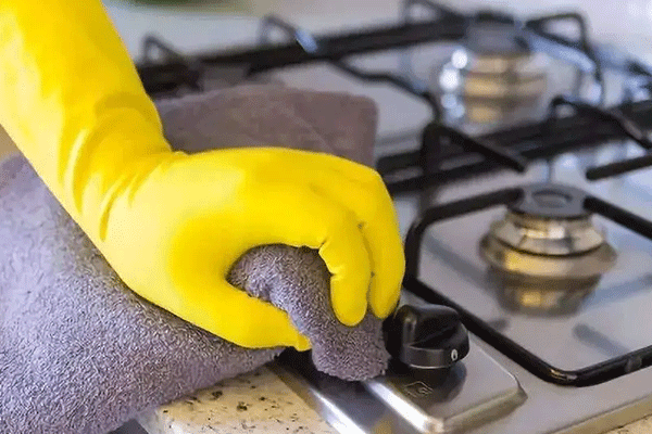 清除厨房油污有哪些方法 清除厨房的油污