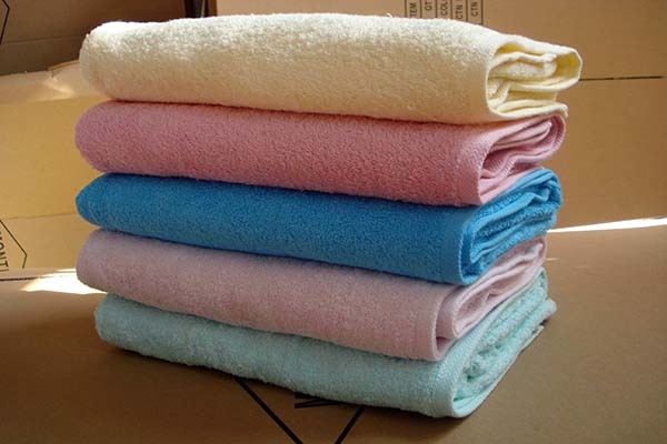超细纤维毛巾的优缺点 超细纤维毛巾的优缺点有哪些