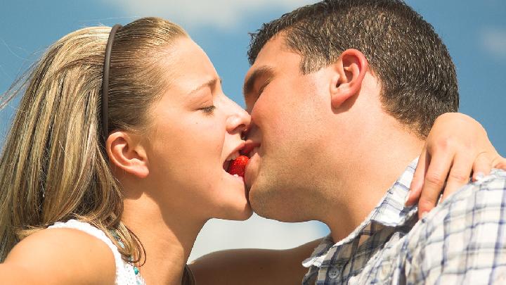 如何锻炼性能力:不适当饮酒会伤害男性机能 如何锻炼性能力:不适当饮酒会伤害男性机能