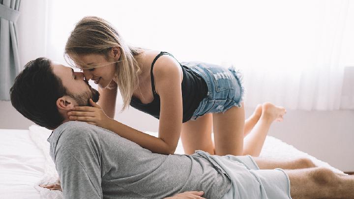 夫妻经常性爱会怎样 性生活12大好处让夫妻受益匪浅 夫妻经常性爱会怎样 性生活12大好处让夫妻受益匪浅