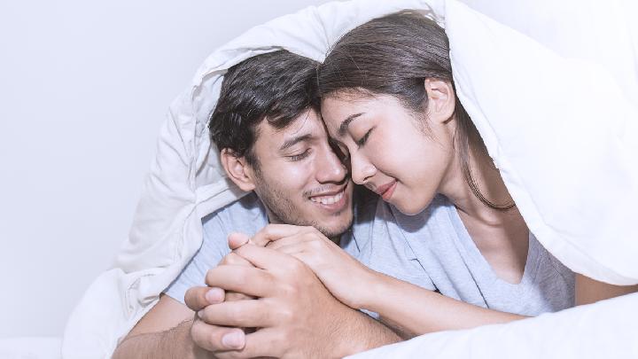 老年人的性生活需要注意什么? 老年人的性生活需要注意什么?