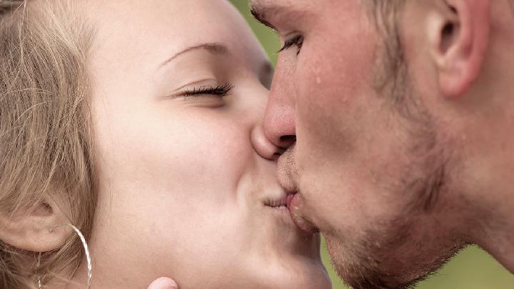 女性必须学习哪些性技能？夫妻性爱后需要注意什么