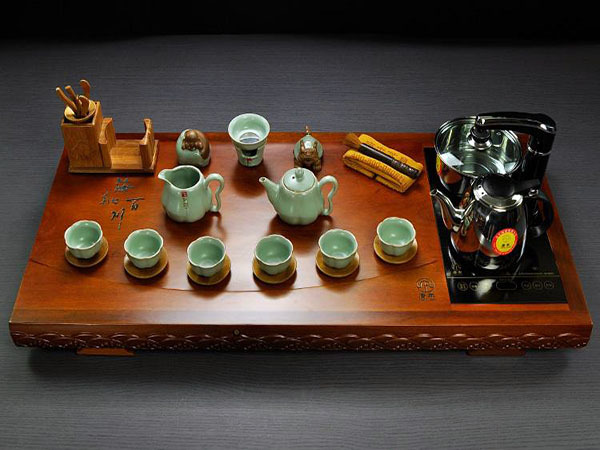 茶盘电水壶品牌哪个好（茶盘电水壶品牌哪个好一点）