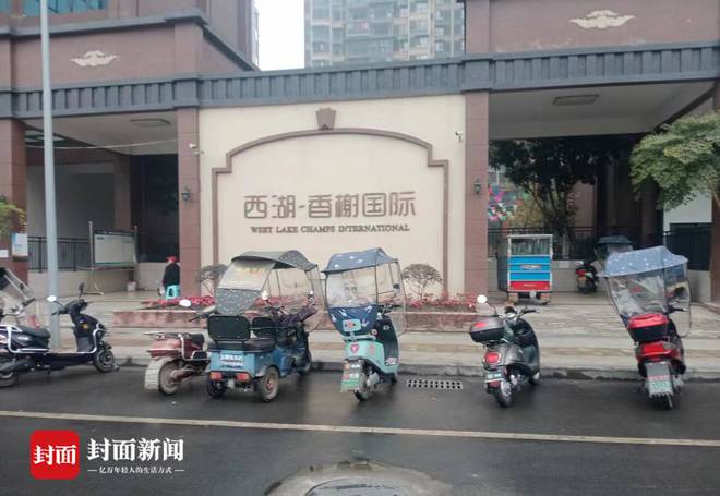 业委会为扳倒前期物业两诉政府 终审裁定前其被政府主导罢免