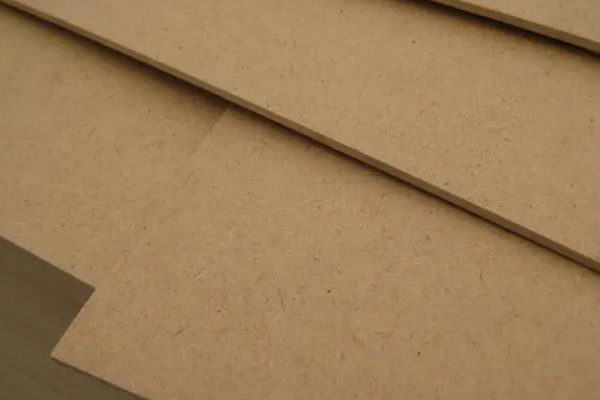 密度板和颗粒板是一种材质吗（密度板和颗粒板是一种材质吗）