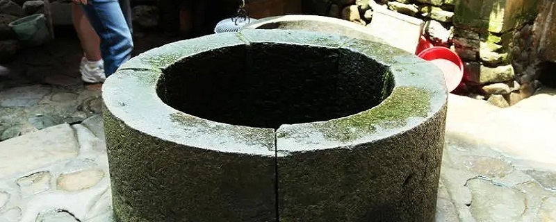 水井的水为什么在地下 为什么水井里有水