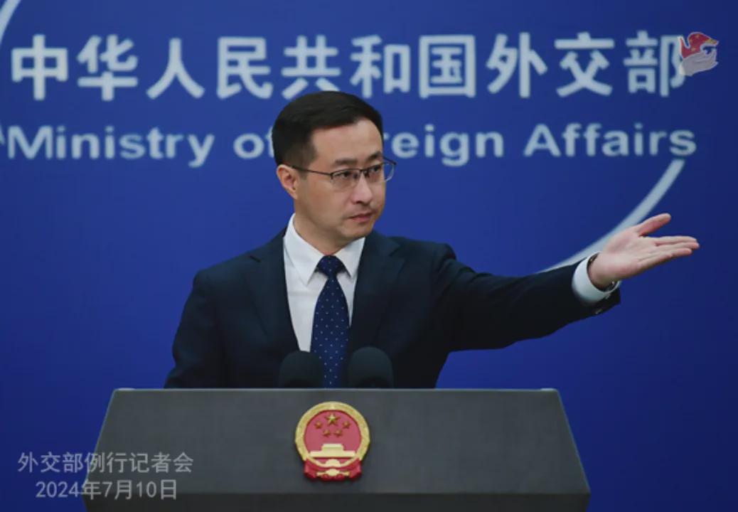 山东舰去哪儿，菲律宾管得着吗（山东舰在哪里交接）